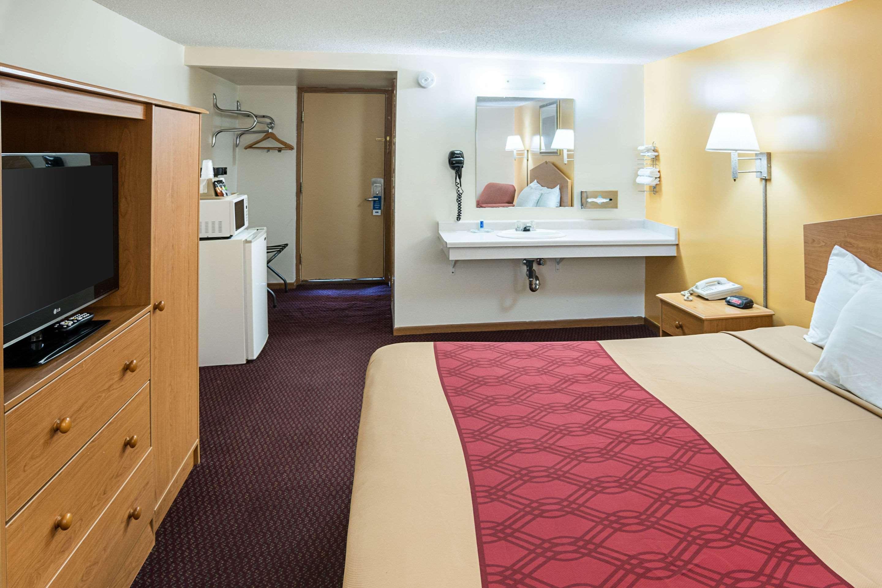 Rodeway Inn & Suites Austin Exterior foto